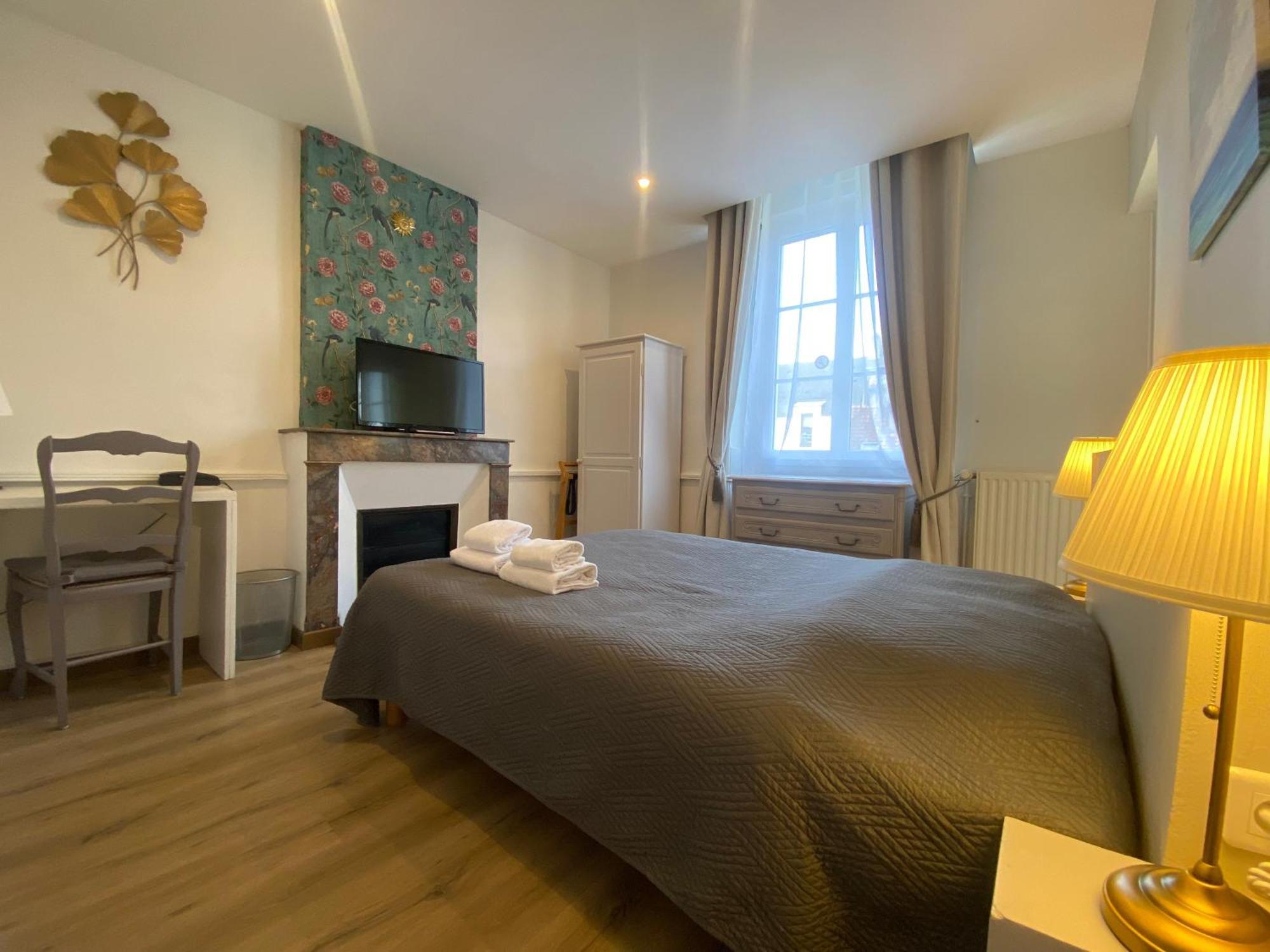 Hotel Saint Yves Нант Экстерьер фото
