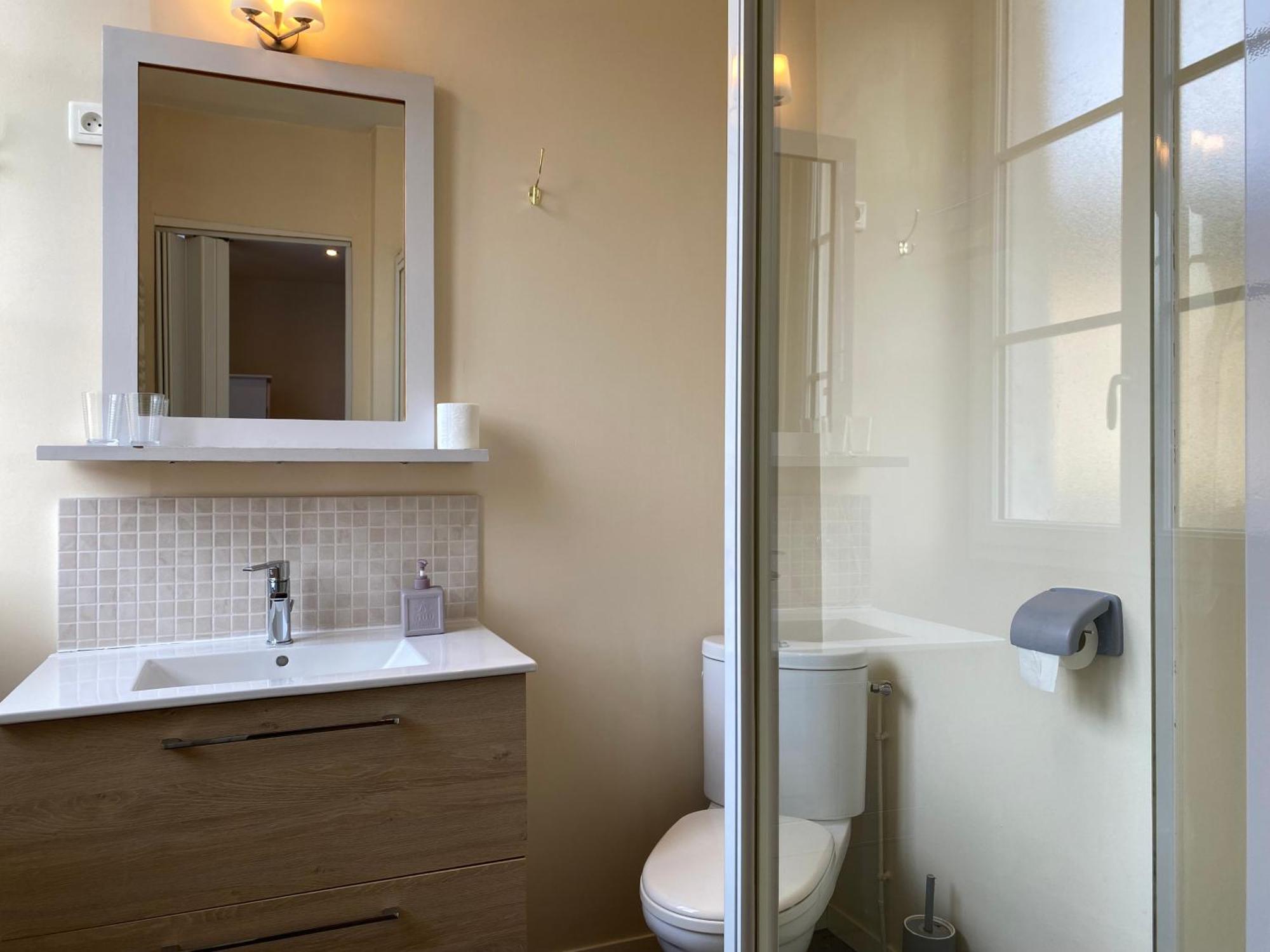 Hotel Saint Yves Нант Экстерьер фото