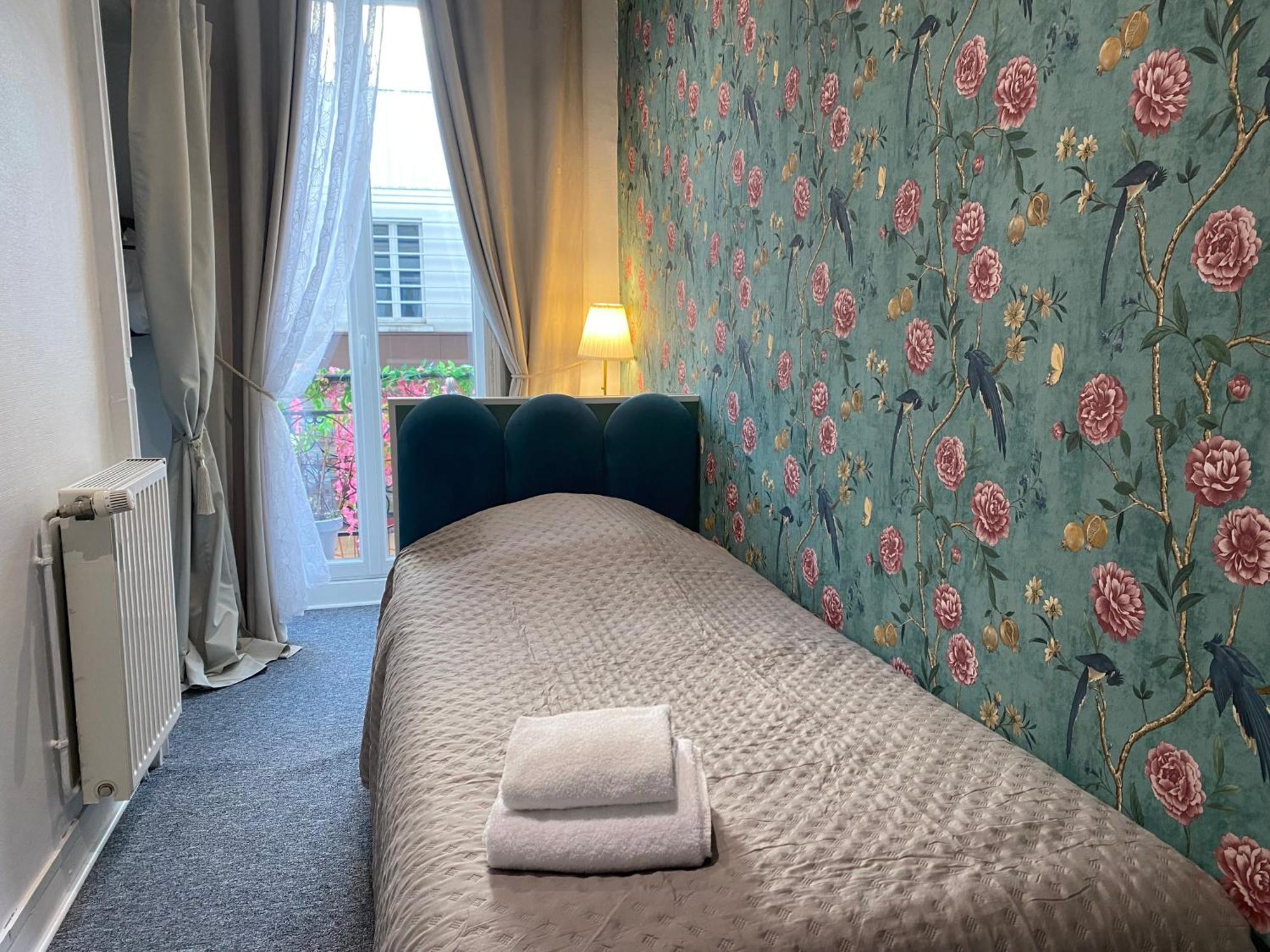 Hotel Saint Yves Нант Экстерьер фото