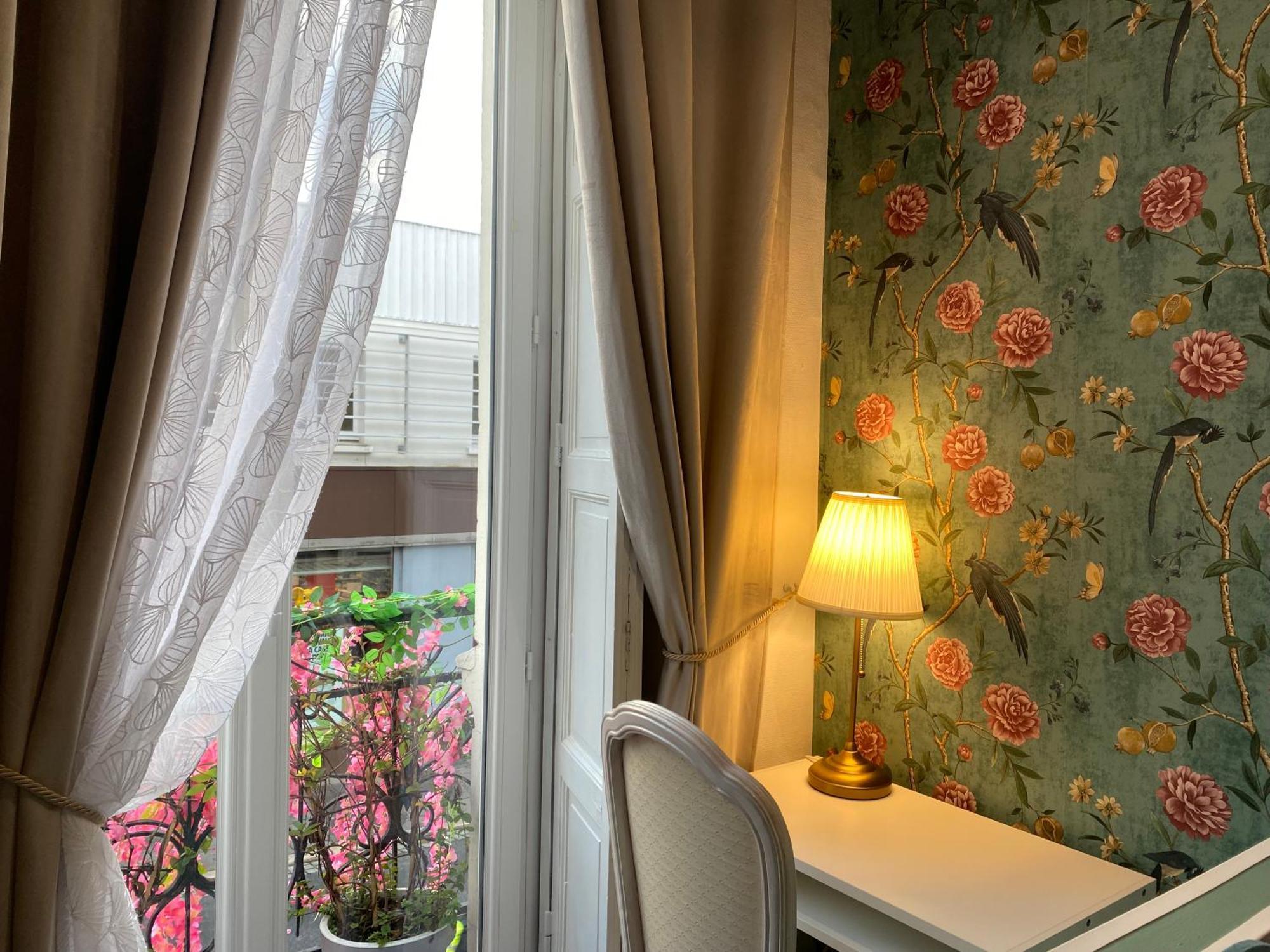 Hotel Saint Yves Нант Экстерьер фото